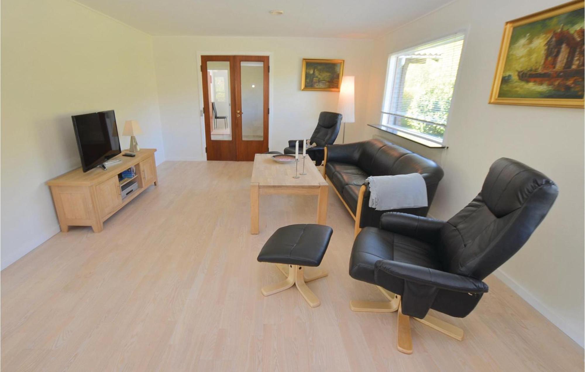 Stunning Home In Augustenborg With Kitchen Eksteriør billede